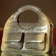 S15.E10: Alligator Bags/Lockers/Bench Planes/Deployable Flight Recorders