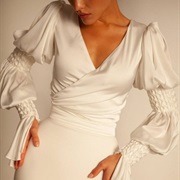 Elastic Smocking Creating Tiers in Sleeves