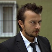 S2.E10: Kimi Vedalarda Hoscakal Denilmez!