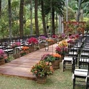 Wooden Wedding Aisle