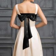 Sash Tied to Back Straps, Across Midback