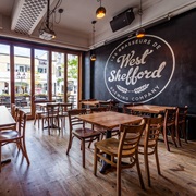 Pub West Shefford, Montréal