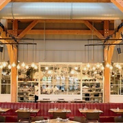 Wolfgang Puck Bar & Grill