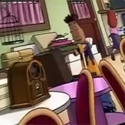 S3.E23: Croquembouche