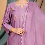Scalloped Edge on Wrap or Dupatta