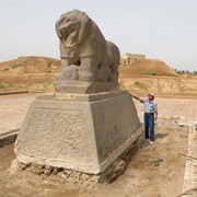 Lion of Babylon Statue