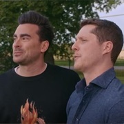 S6.E13: Start Spreading the News