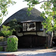 Lawrence and Martha Joseph Residence