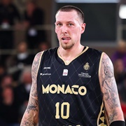 Daniel Theis