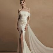 Bustline Wrap Into Train