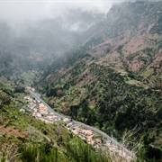 Lombo Do Moleiro, Madeira
