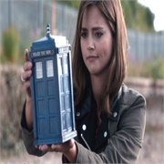 Doctor Who: "Flatline" (S8,E9)