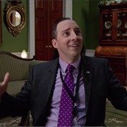 S5.E9: Kissing Your Sister