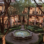 Museo Kaluz, Mexico City