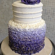"Ribbon Ruffles" Piping on Cake
