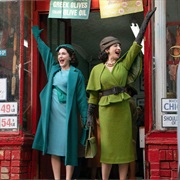 S2.E7: Look, She Made a Hat