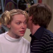 S7.E24: Short and Curlies