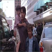 Standoff: "Pilot" (S1,E1)