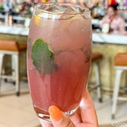Hibiscus-Mint Limonada