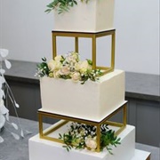 Separated Tiers Wedding Cake