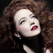 S44.E18: Emma Stone/BTS