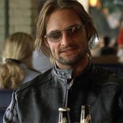 S2.E13: The Long Con