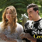 S4.E5: RIP Moira Rose