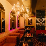 The W Vibes