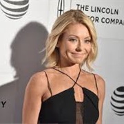 Kelly Ripa (Good Morning America)
