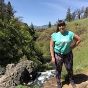 Jenny Bruso (Queer Femme, She/They)