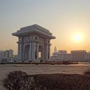 Triumphal Arch, Pyongyang