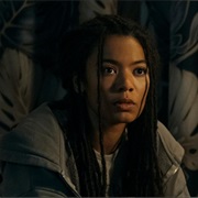 S2.E1: New Year, New U