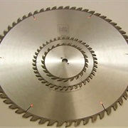 S11.E1: Binoculars/Sparklers/Rubber Boots/Circular Saw Blades