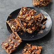 Chocolate Caramel Matzo Crack