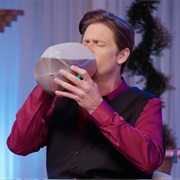 S13.E6: Scrooge: A Christmas Carol & Violent Night