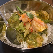 Green Shrimp Curry