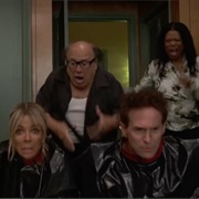 S17.E5: The Gang Goes to a Dog Track