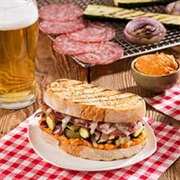 Salchichón Sandwich