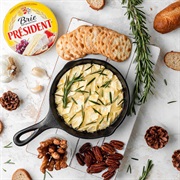 Garlic Butter Brie Dip