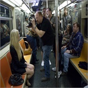 Louie: "Subway/Pamela" (S2,E6)