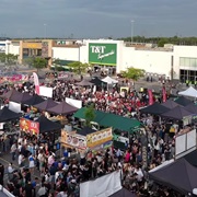 T&T Asian Night Market, Brossard