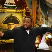 S18.E2: ...And Then a Detective Comes In