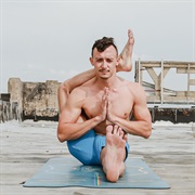 Be Able to Put One Leg Behind Head