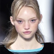 Unique Looking Face - Gemma Ward