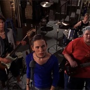 S1.E14: Battle of the Bands