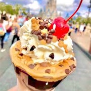 Thundering Surf Peanut Butter and Chocolate Sundae
