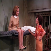 The Mary Tyler Moore Show: "Will Mary Richards Go to Jail?" (S5,E1)