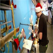 Mythbusters: "Holiday Special" (S5,E1)