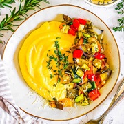 Mămăligă With Parmesan and Green Bell Peppers