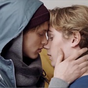 S3.E5: Samme Tid Et Helt Annet Sted